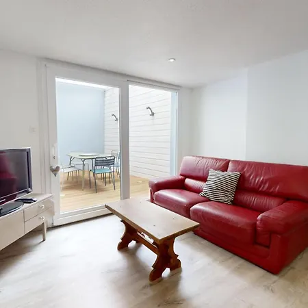 Le Roesselmann 1 Parking Apartman