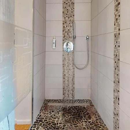 Le Roesselmann 1 Parking