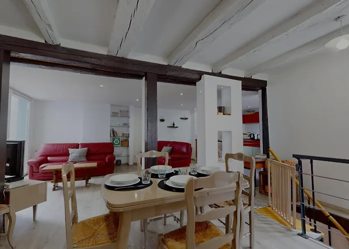 Le Roesselmann 1 Parking